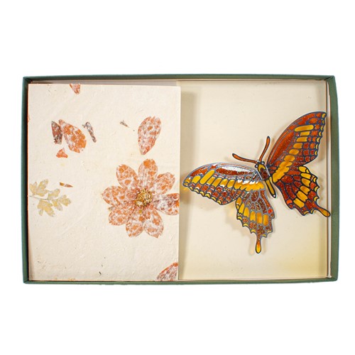 Gift Box, Epoxy Butterfly Magnet, 5 Natural Flower Paper Cards, 5 Envelopes